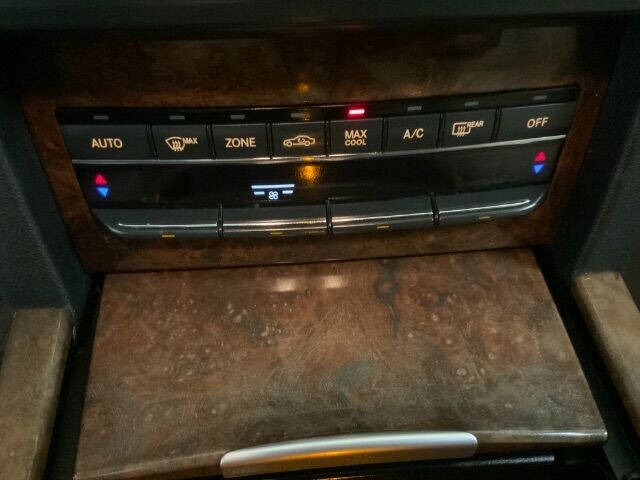 2010 Mercedes-Benz E-Class