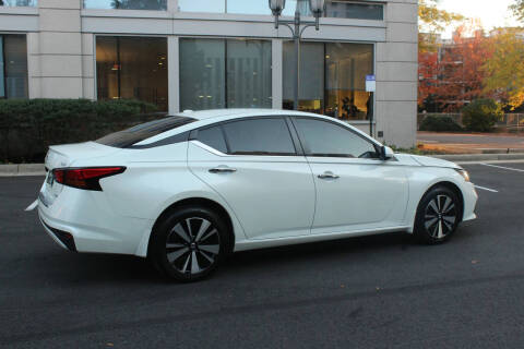 2022 Nissan Altima 2.5 SV