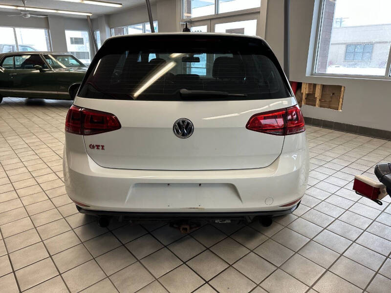 2017 Volkswagen Golf GTI SE