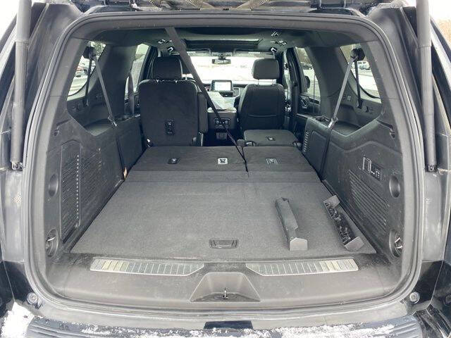 2022 Chevrolet Suburban RST