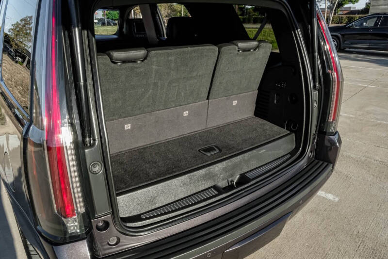 2016 Cadillac Escalade Platinum