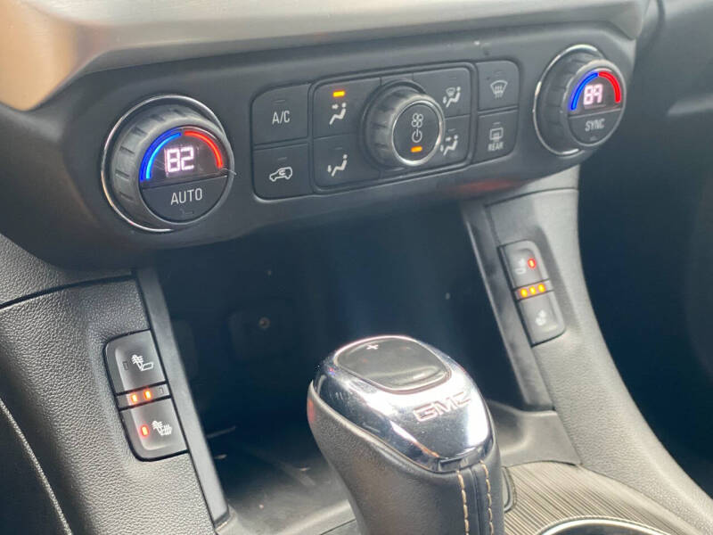 2018 GMC Acadia SLT-1