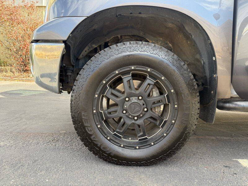 2012 Toyota Tundra Grade