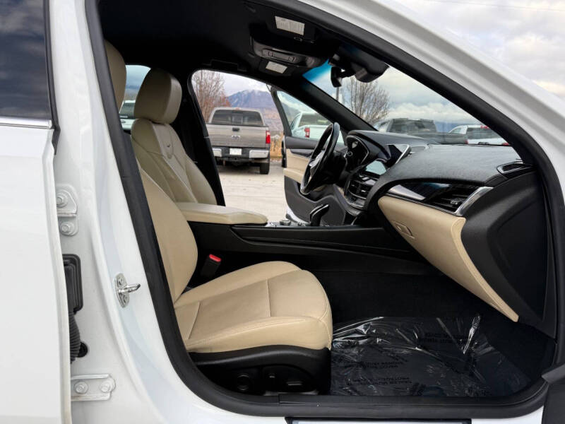 2023 Cadillac CT5 Premium Luxury