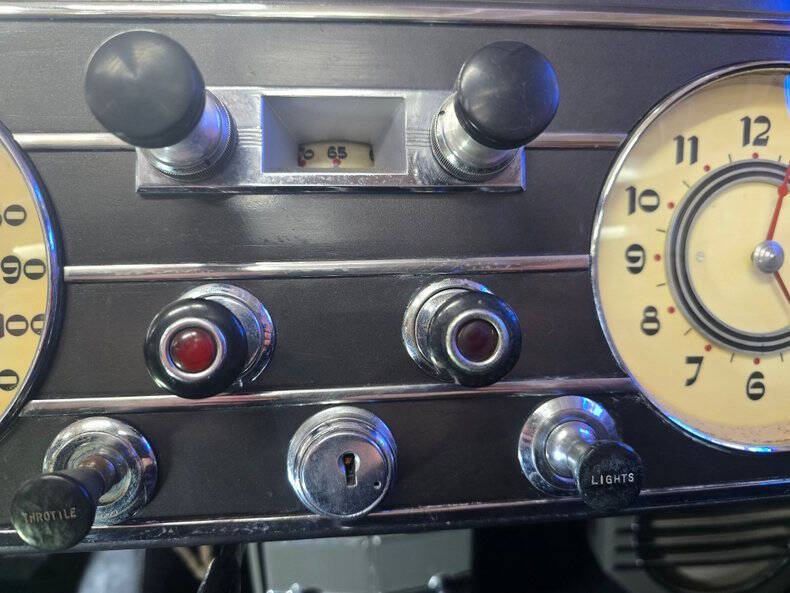 1937 Cadillac Series 70