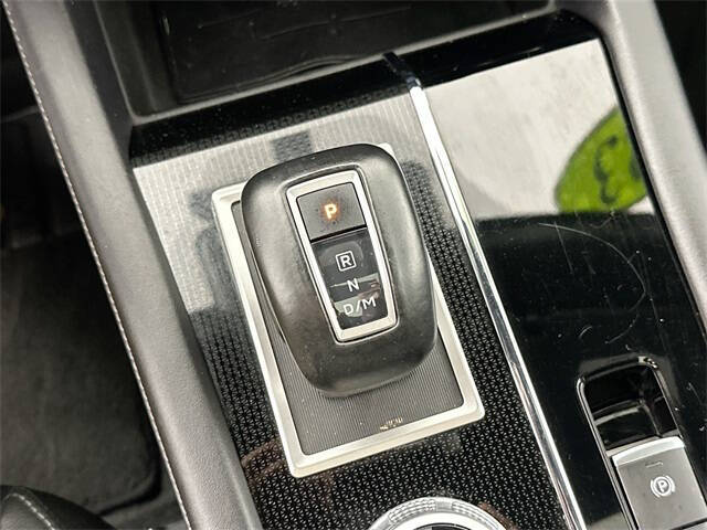 2023 Mitsubishi Outlander SEL