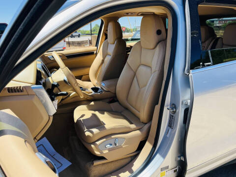 2011 Porsche Cayenne Tiptronic