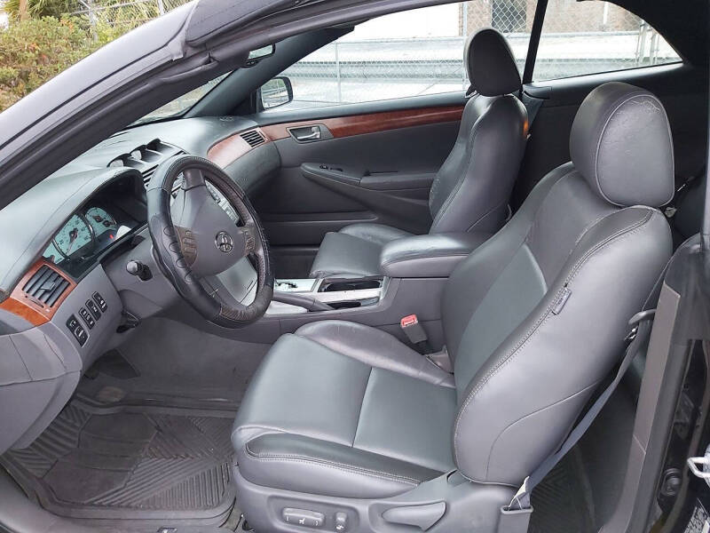 2006 Toyota Camry Solara SE V6