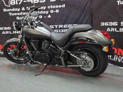2024 Kawasaki Vulcan 900 Custom