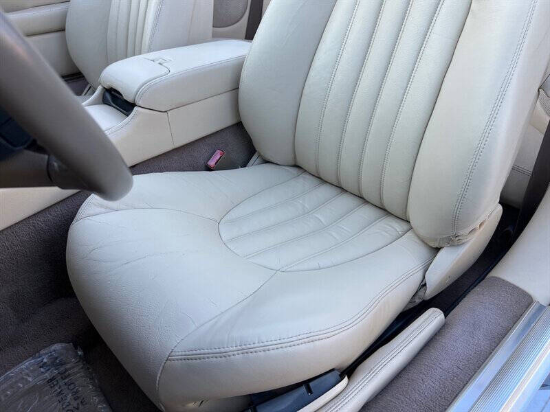 1997 Jaguar XK-Series 16