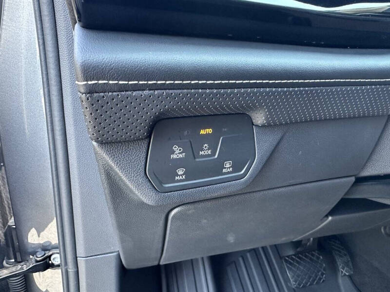 2024 Volkswagen Atlas SE