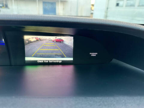 2013 Honda Civic Hybrid w/Leather w/Navi