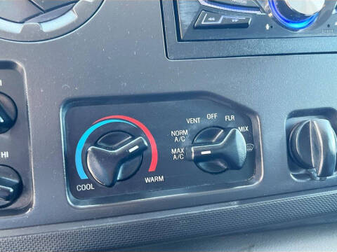 2014 Ford E-Series E-350 SD XLT