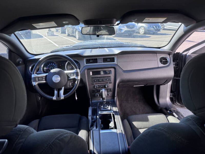 2013 Ford Mustang V6