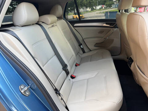 2016 Volkswagen e-Golf SEL Premium