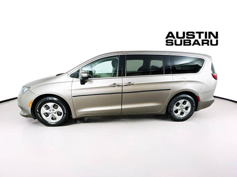 2017 Chrysler Pacifica LX