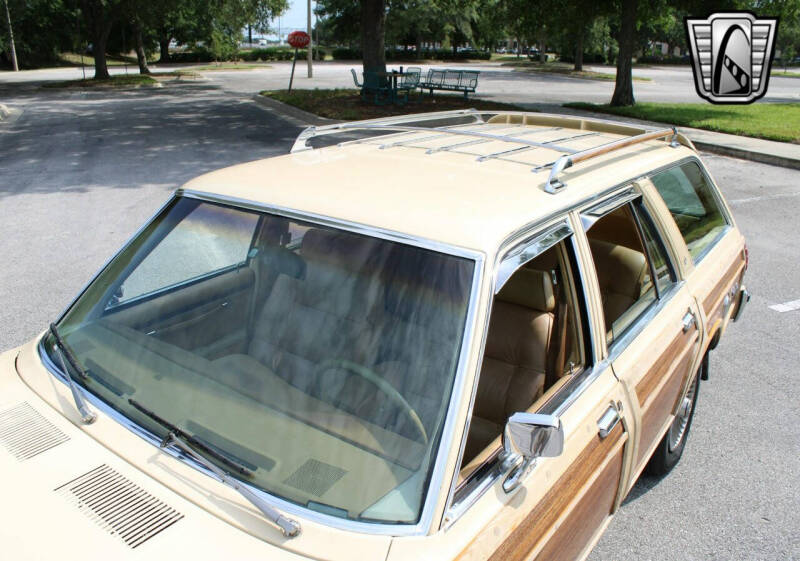 1981 Chrysler Le Baron Town and Country