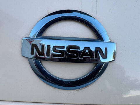 2011 Nissan LEAF SL