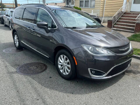 2017 Chrysler Pacifica