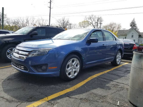 2010 Ford Fusion for sale at DALE'S AUTO INC in Mount Clemens MI