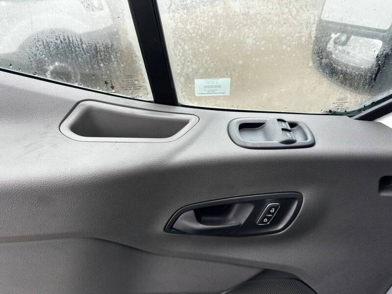 2026 Ford Transit 350 XLT