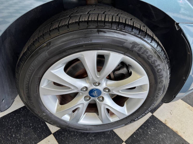 2010 Ford Taurus SEL