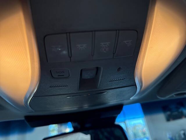 2016 Infiniti Q70 Hybrid