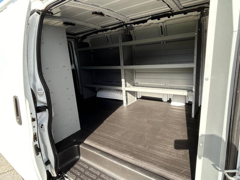 2020 Chevrolet Express 2500