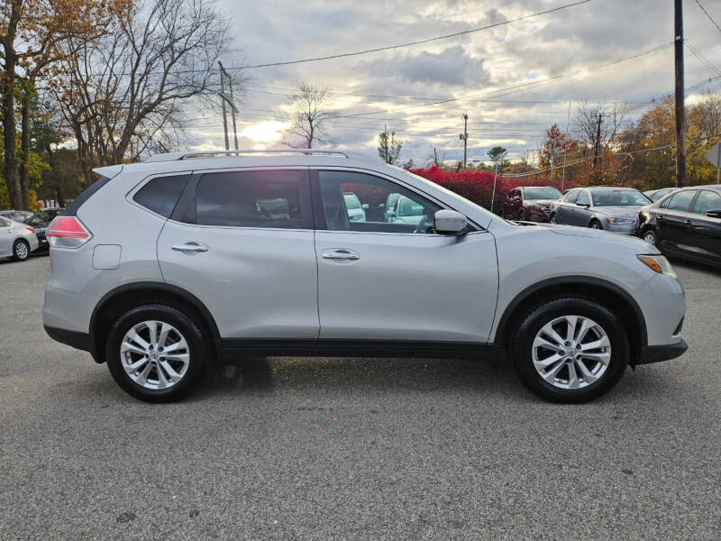 2015 Nissan Rogue SV