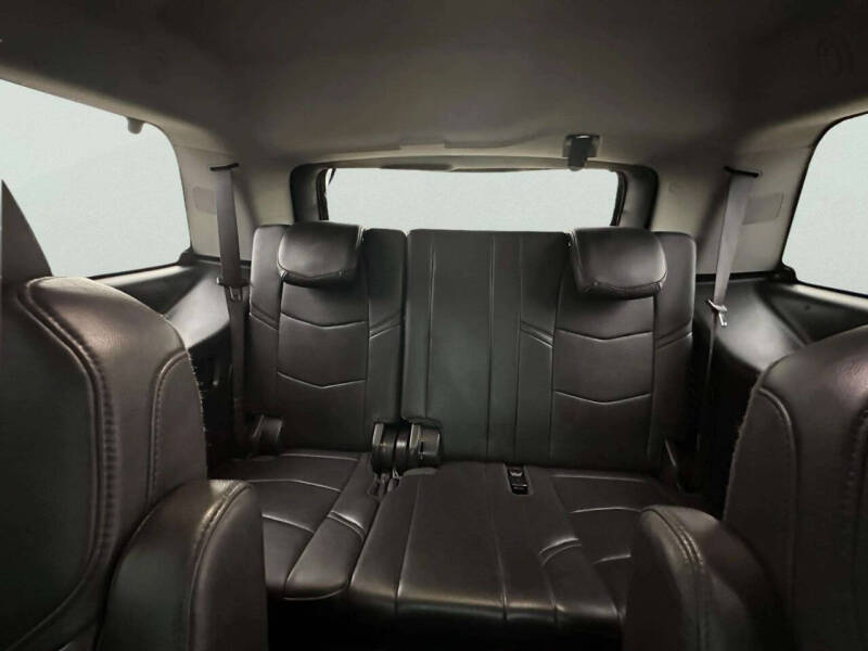 2018 Cadillac Escalade Luxury