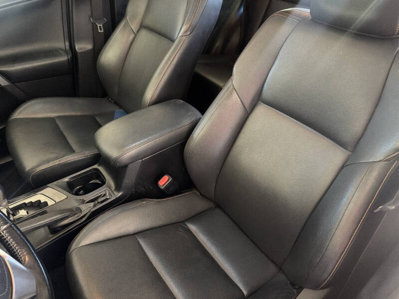 2016 Toyota RAV4 SE