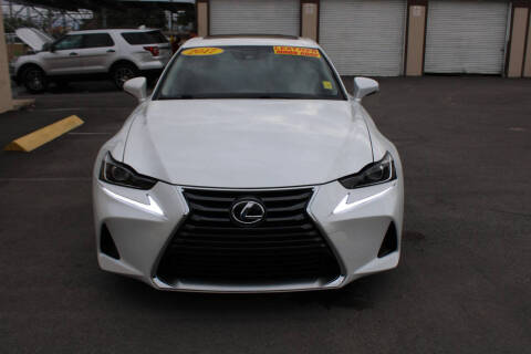 2017 Lexus IS 200t