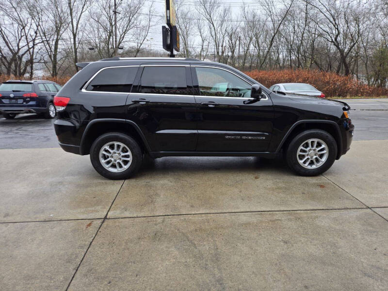 2018 Jeep Grand Cherokee Laredo E photo 9