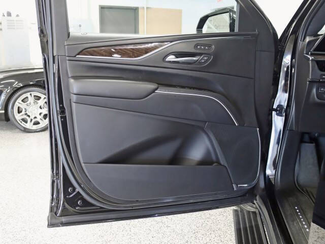 2023 Cadillac Escalade Sport Platinum