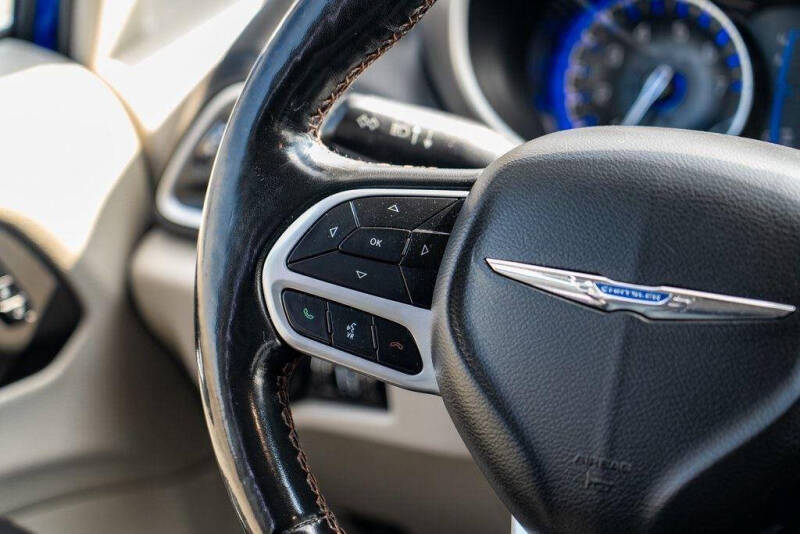 2020 Chrysler Pacifica Touring L