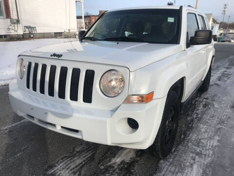 2010 Jeep Patriot for sale at D'Ambroise Auto Sales in Lowell MA