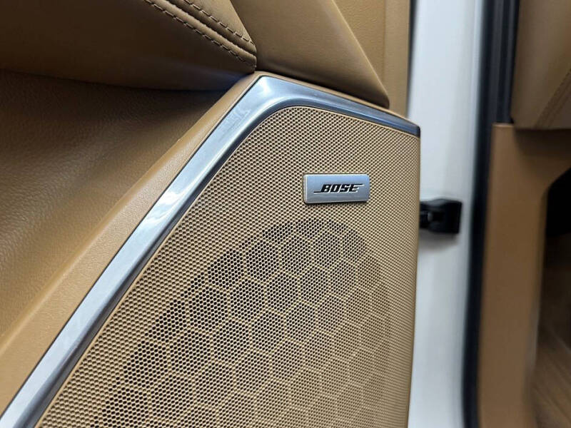 2017 Cadillac Escalade ESV Platinum