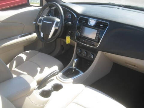 2012 Chrysler 200 Touring