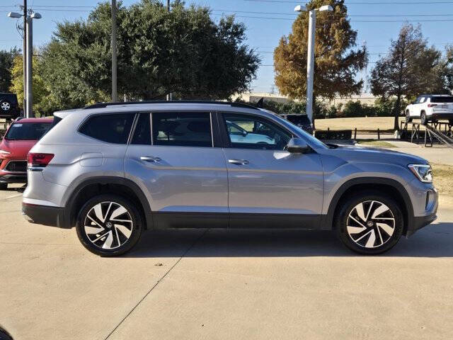 2024 Volkswagen Atlas SE