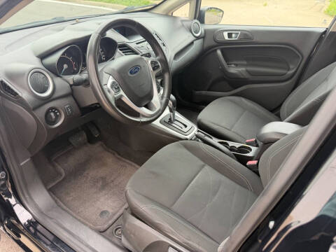 2016 Ford Fiesta SE