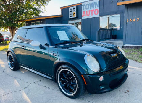 2003 MINI Cooper for sale at Town Auto in Chesapeake VA