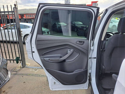 2019 Ford Escape S