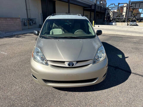 2009 Toyota Sienna LE 8-Passenger