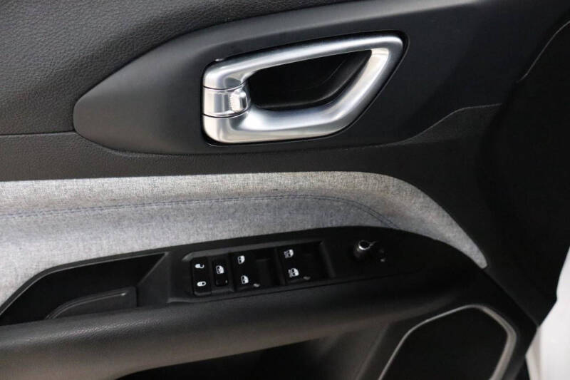 2023 Jeep Compass Sport