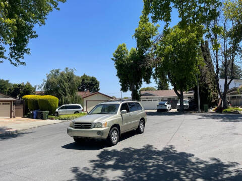 2002 Toyota Highlander for sale at Blue Eagle Motors in Fremont CA