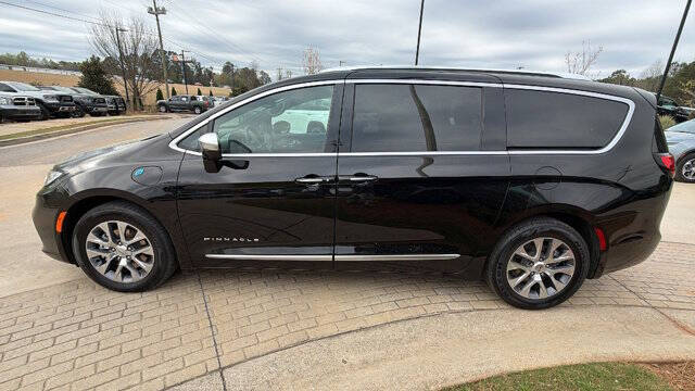 2024 Chrysler Pacifica Plug-In Hybrid Pinnacle