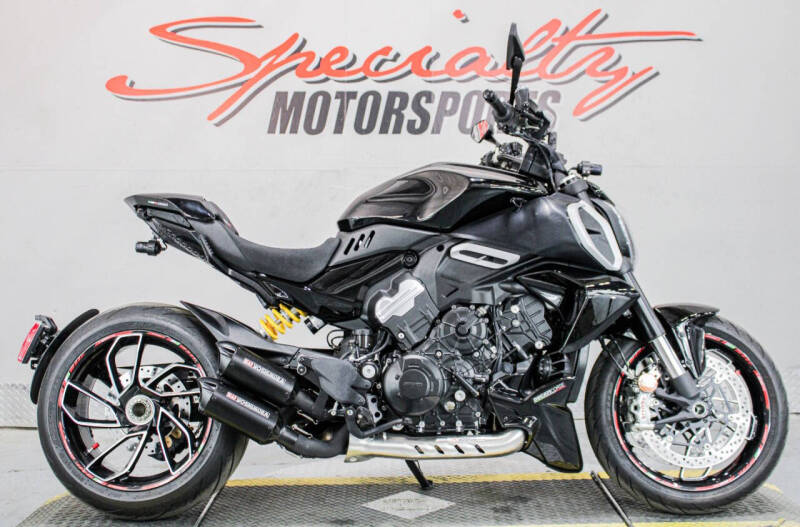 2023 Ducati Diavel V4