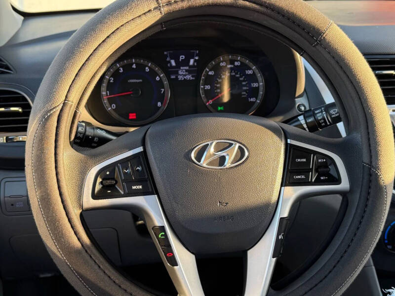 2014 Hyundai Accent GLS