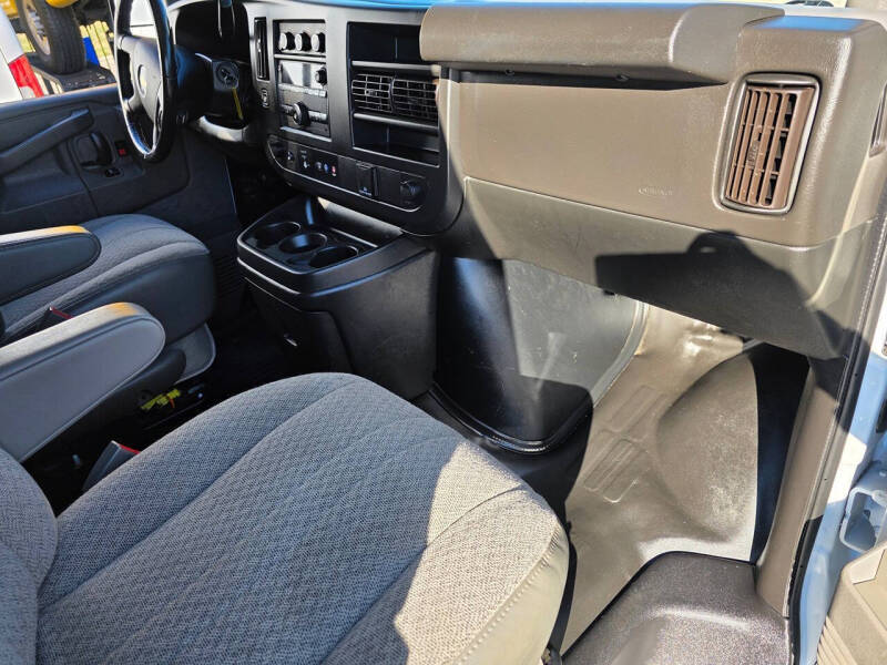 2020 Chevrolet Express 2500