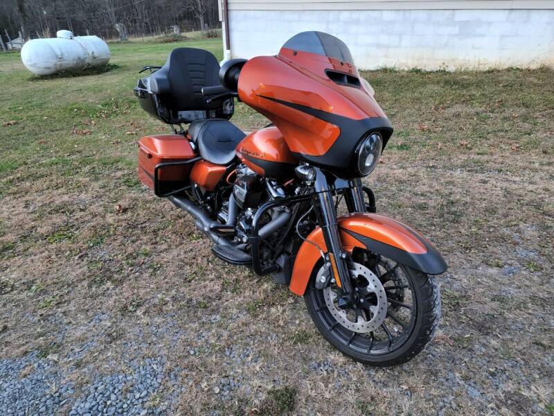 2019 Harley Davidson Street Glide Special for sale at B & J Auto Sales in Tunnelton WV